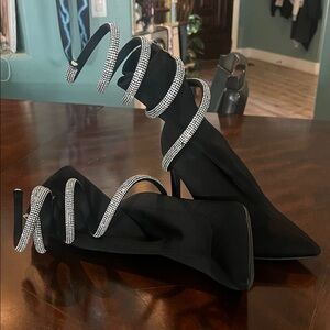 Charlotte Russe Black Heels with Modern Platform Design